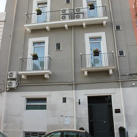 فندق مبيت وإفطار Binario1 بارليتا