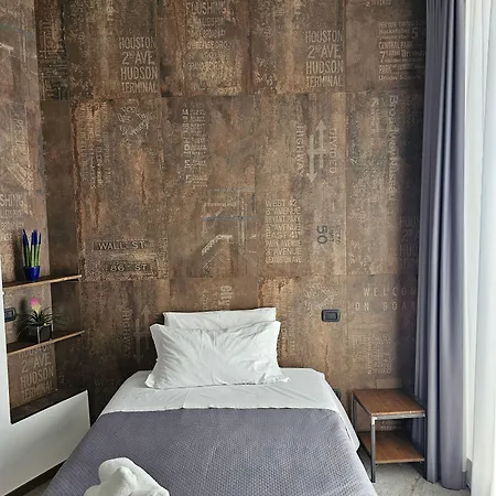 Binario1 Bed and breakfast 4*