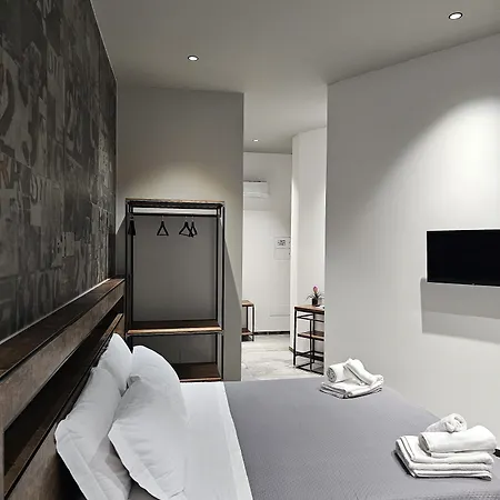 Binario1 فندق مبيت وإفطار